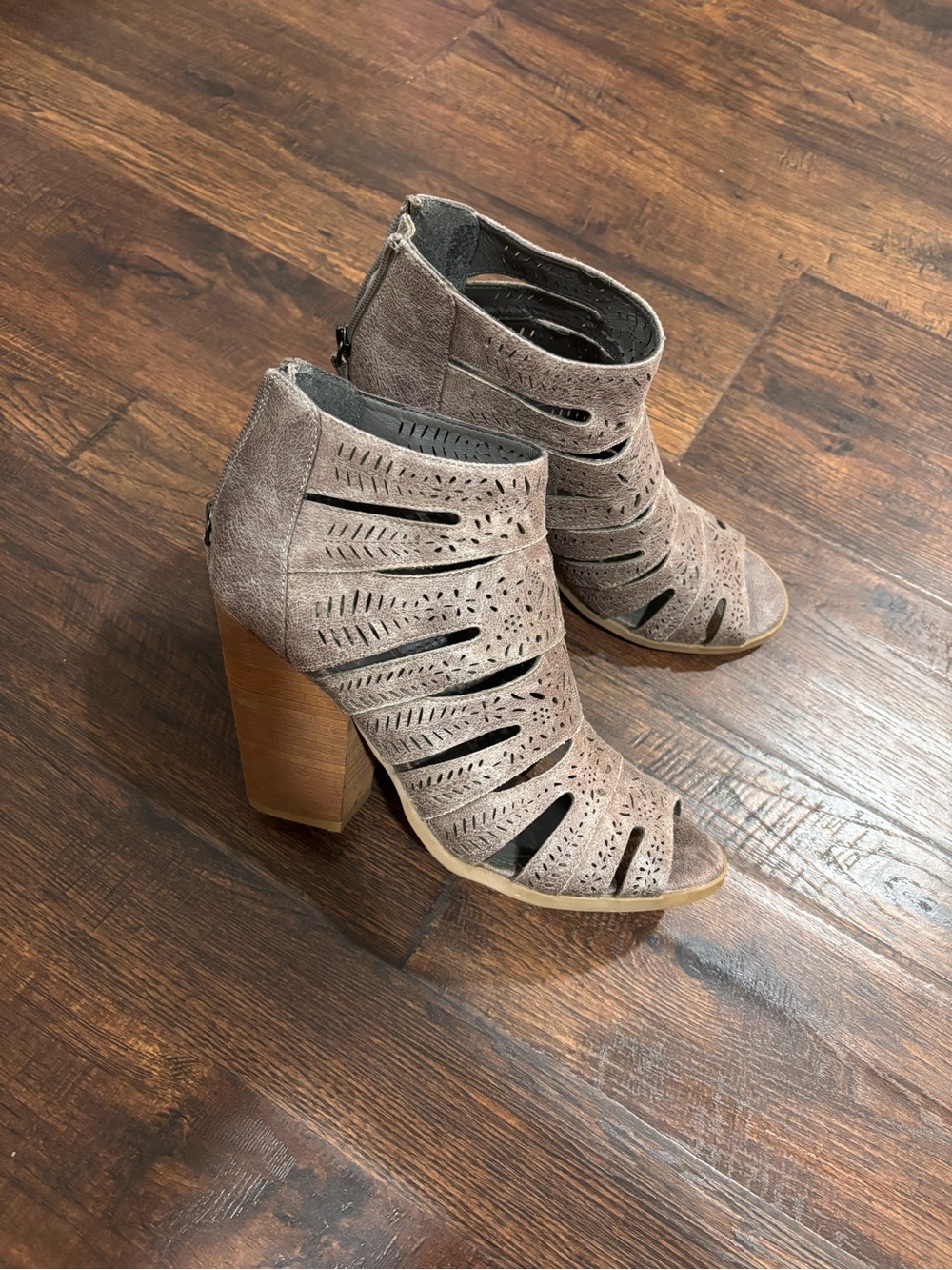 Not Rated Women's Santos Cutout Peep-Toe Block Heel Booties - Taupe